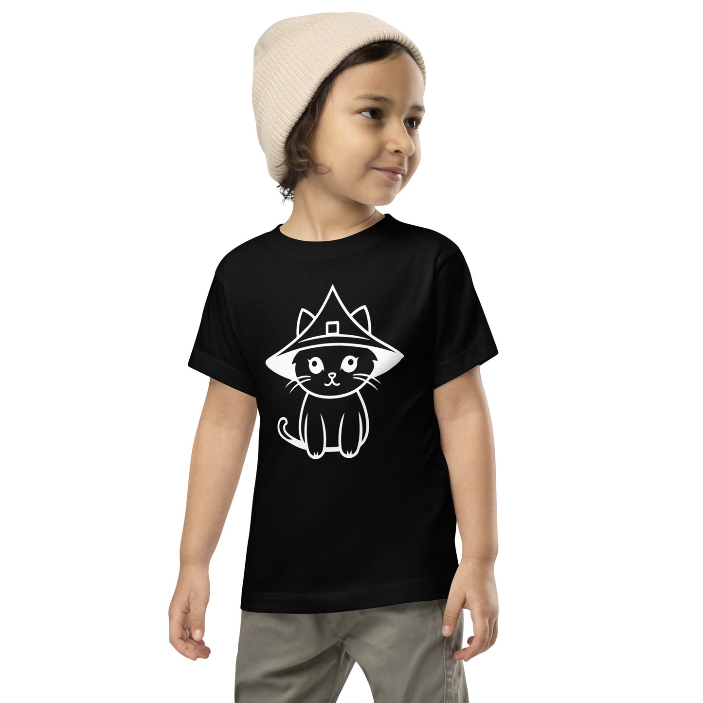 Adorable Toddler T-Shirt: Kitten in Witch Hat Design for a Magical Halloween